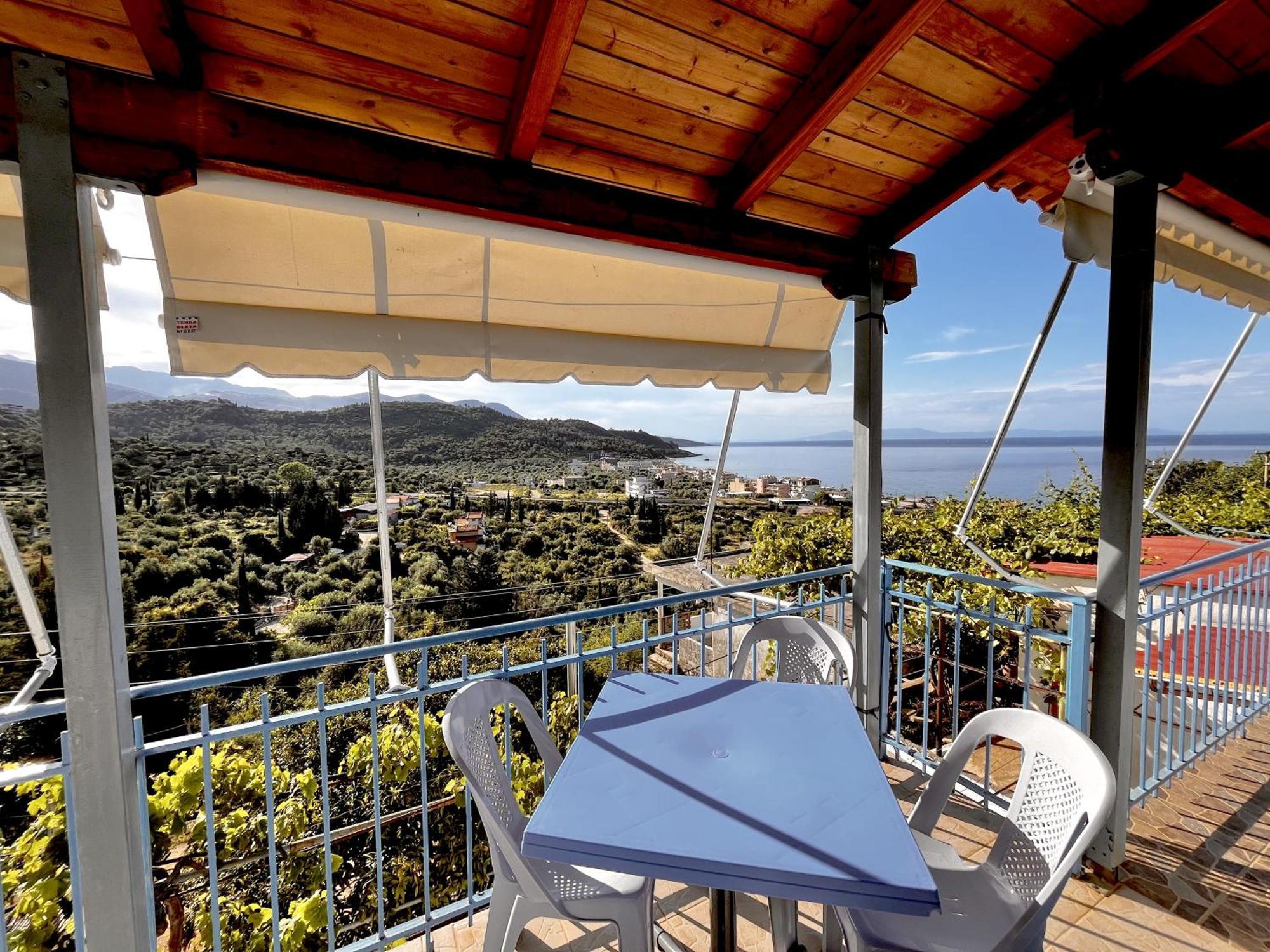 Sea Horizon House Alexis Hotel Himarë Eksteriør billede